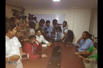 RGV Meeting With Vangaveeti Family